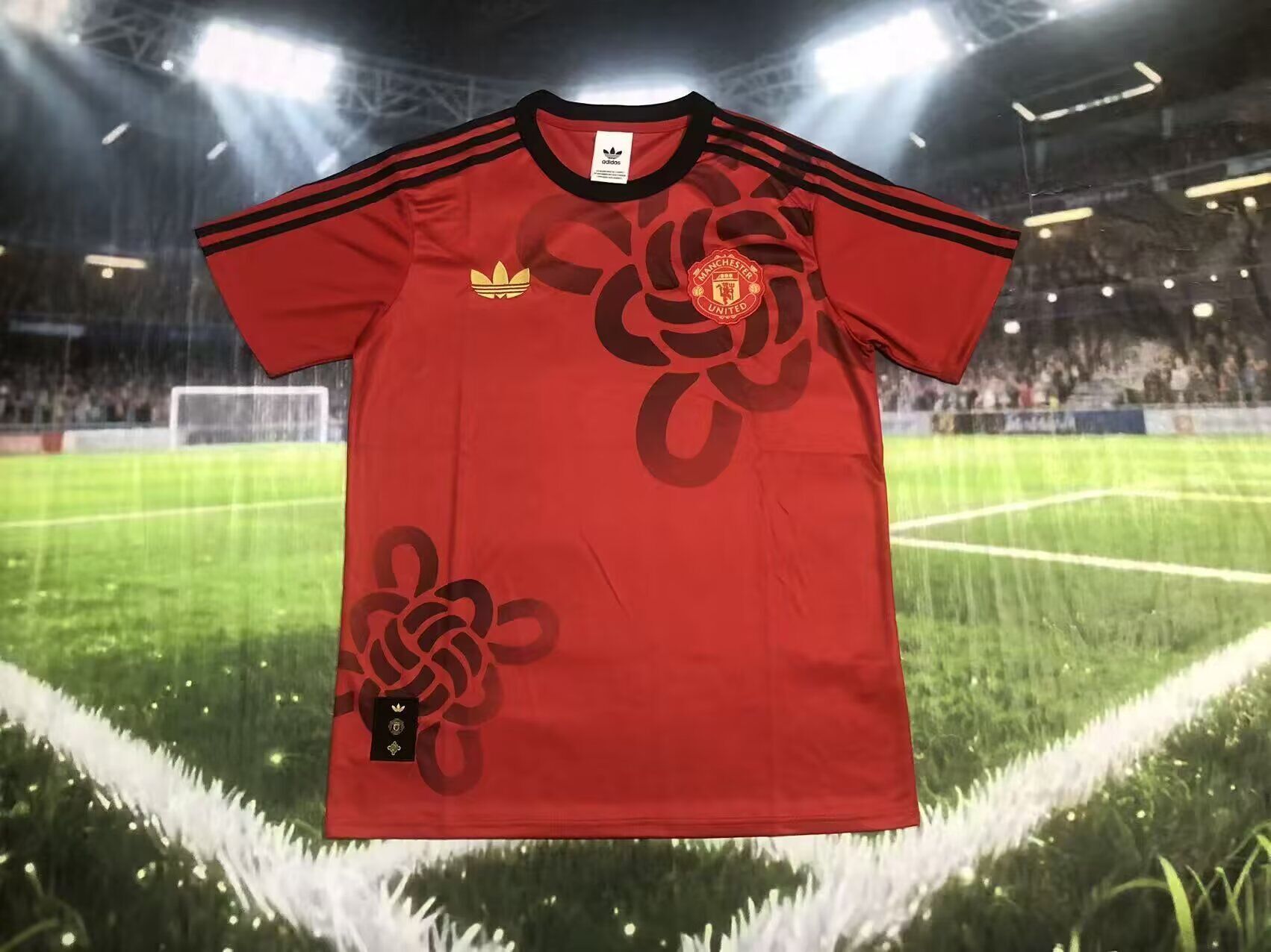 AAA Quality Manchester Utd 25/26 Special Red/Golden Jersey